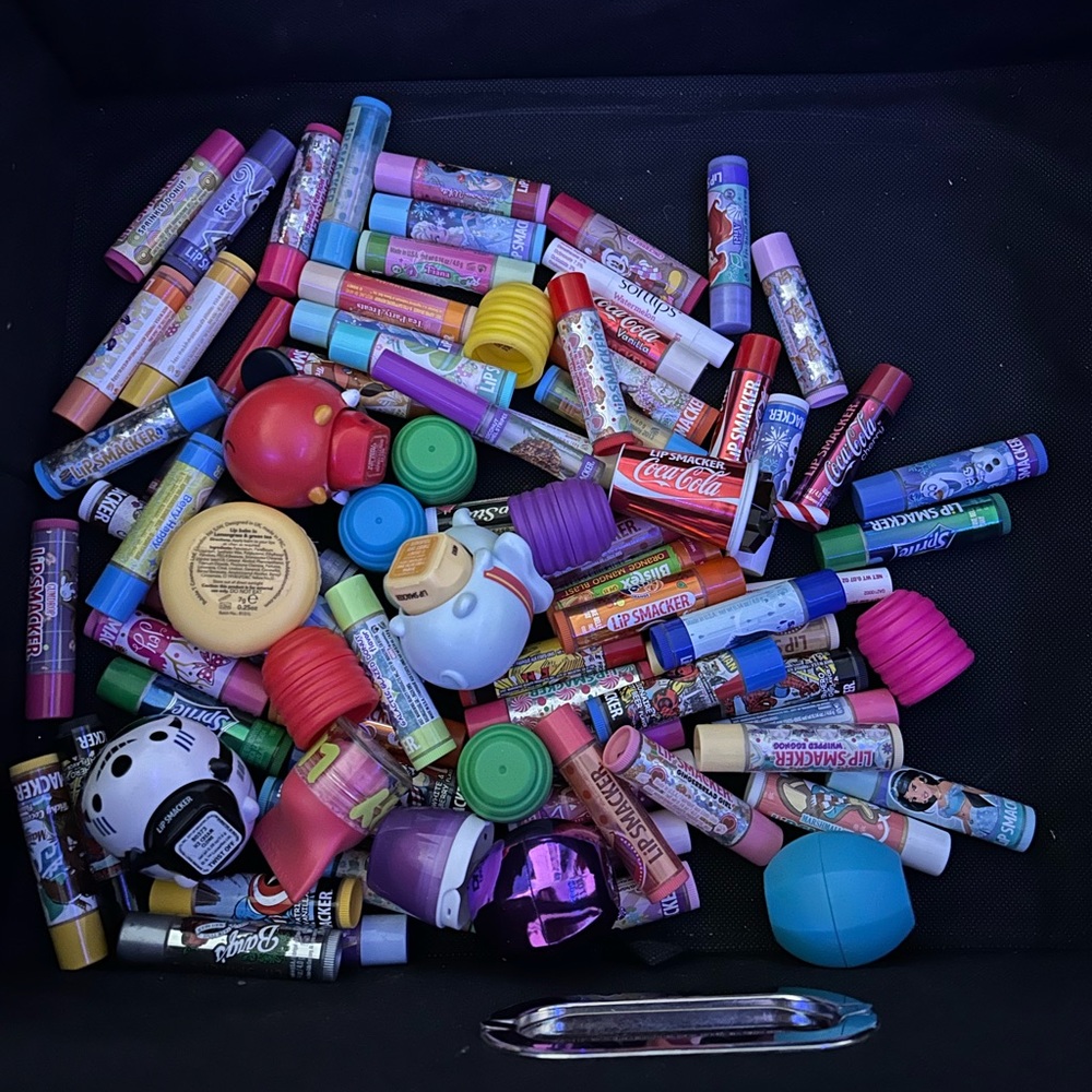 Mystery chapstick scoop